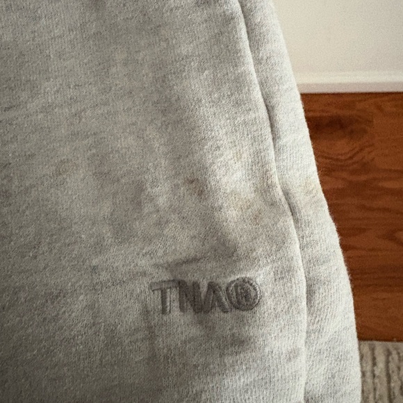 Aritzia TNA sweat fleece cozy fleece perfect fit in small. Few stains pictured! - Picture 10 of 10